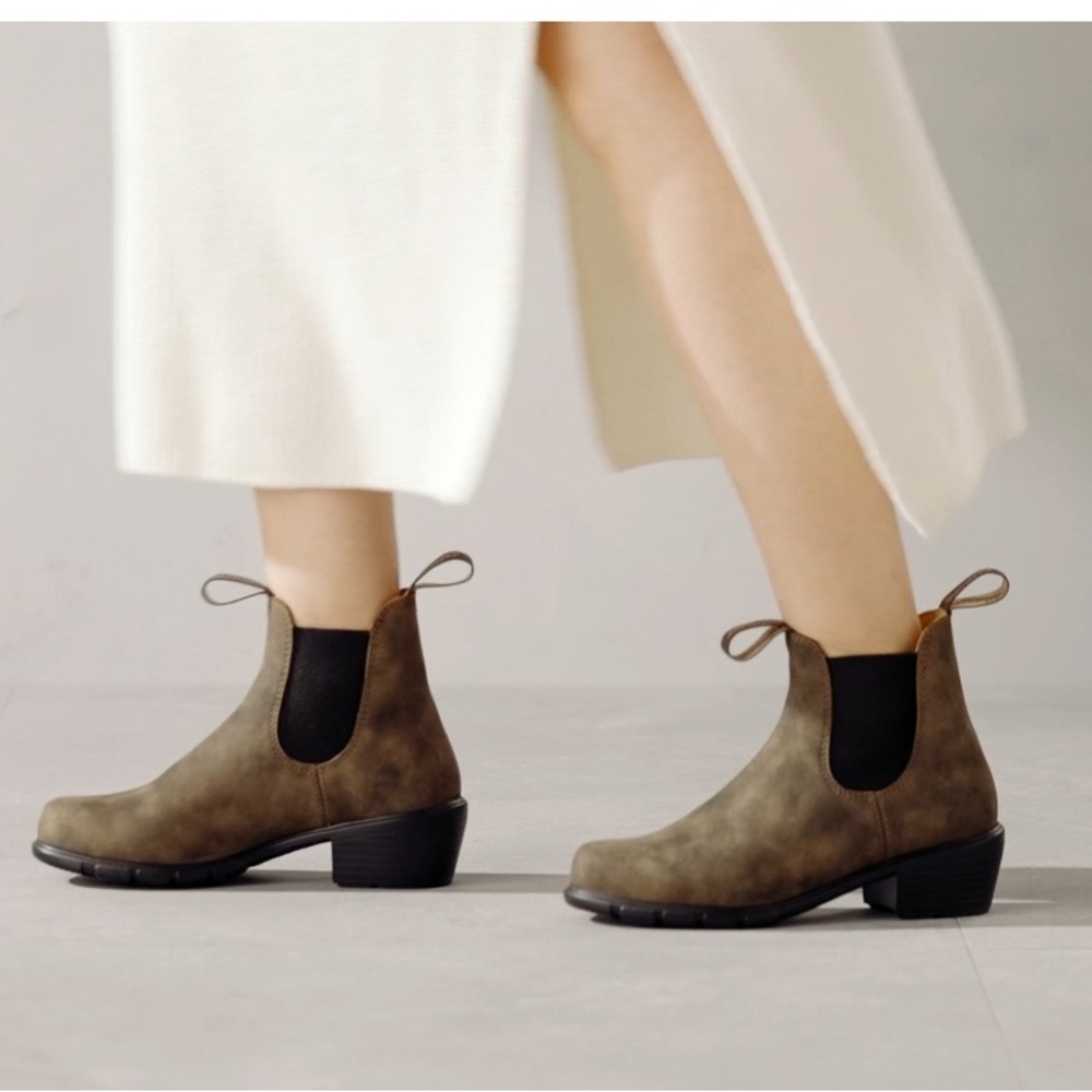 Blundstone Women's Series #1677 Heel - Rustic Brown